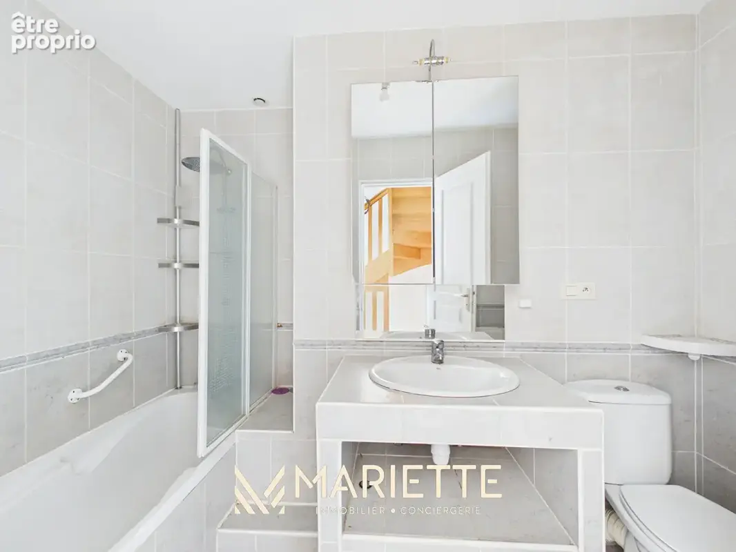 "ILIZ" Centre-ville - Appartement de 77 m² avec stationnement - photo 9
