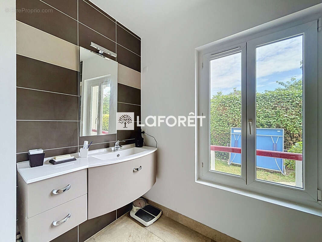 Maison Vernouillet 5 pièce(s) 112 m2, Terrain 909m2 - photo 11