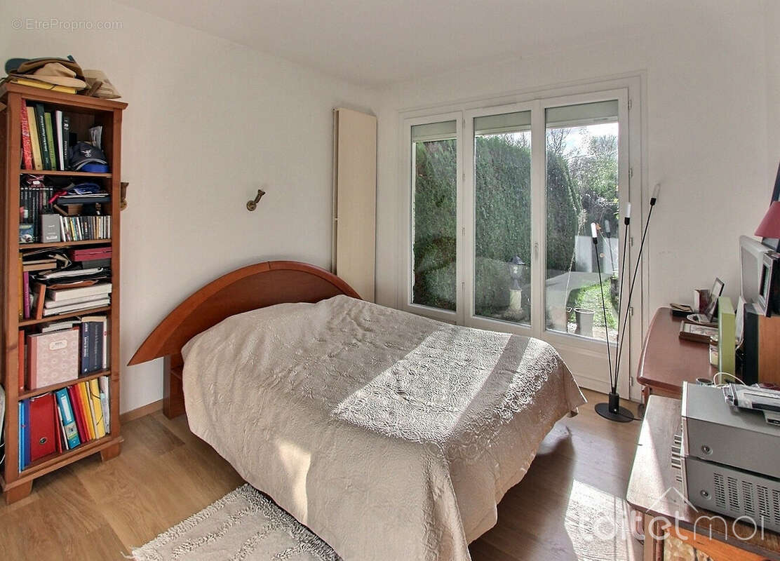 Maison à LES MOLIERES