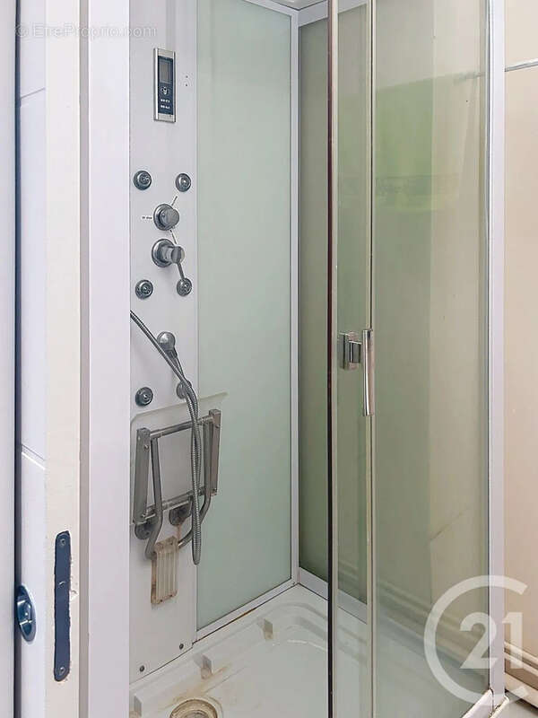 Appartement 71 m² à Auxerre  - photo 7