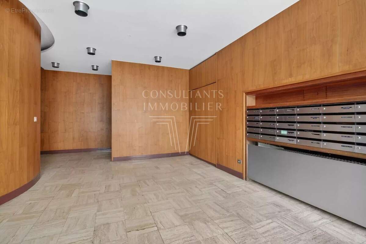 Appartement à PARIS-15E