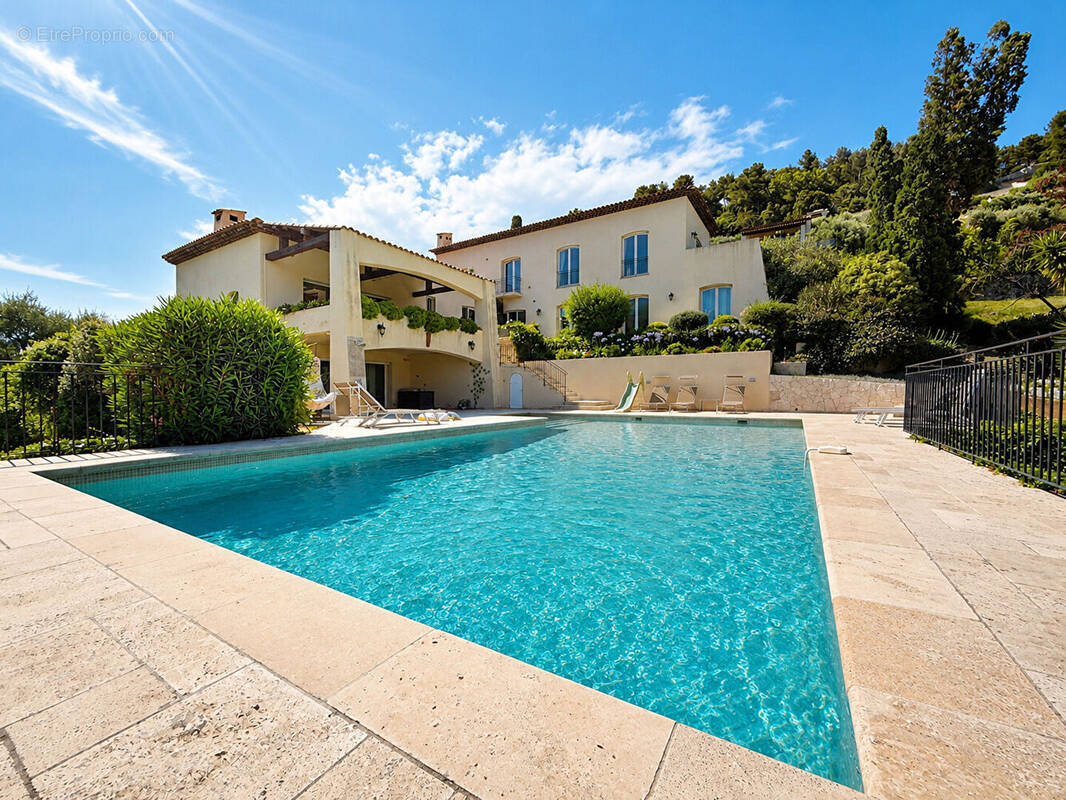 Maison à LA COLLE-SUR-LOUP
