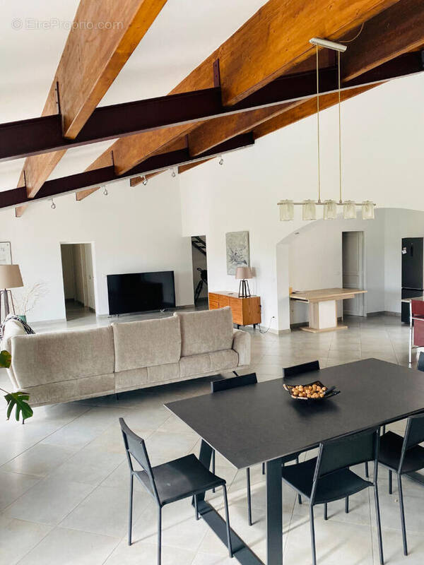 Appartement à ARLES