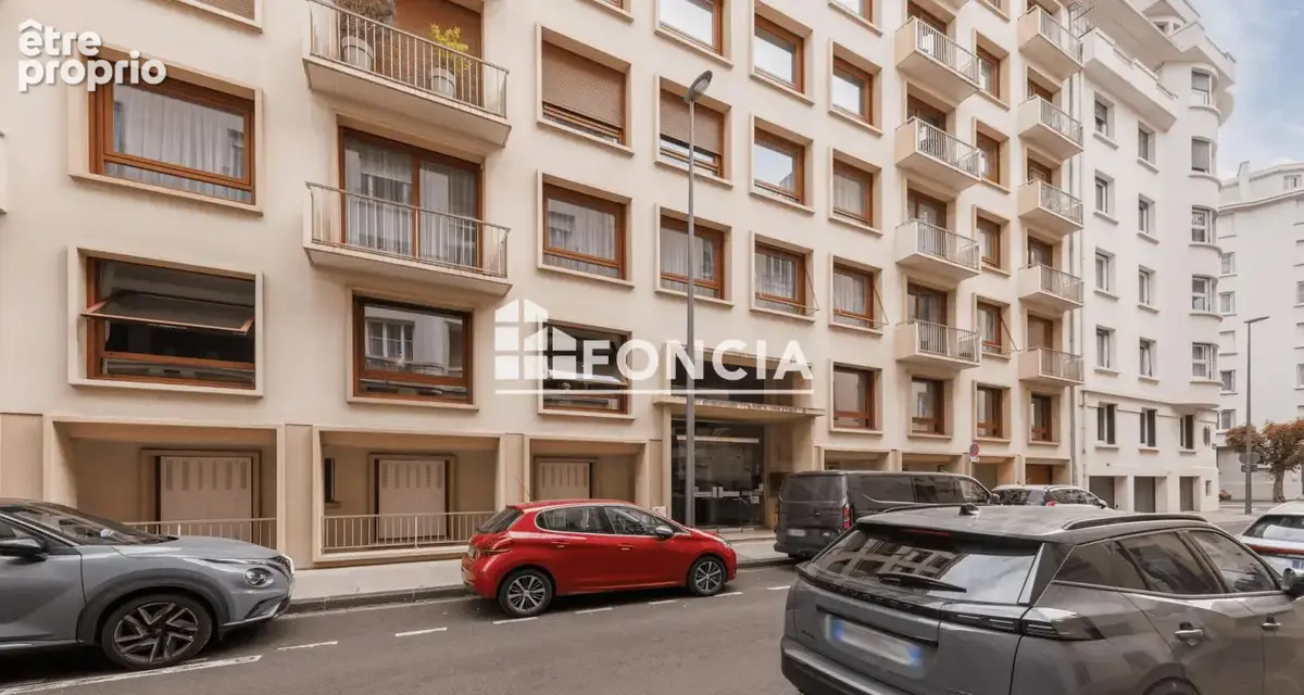A deux pas de Jaude - T3 de 69.33 m² - photo 9
