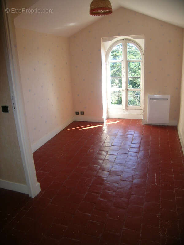 Maison à CHARBONNIERES-LES-BAINS