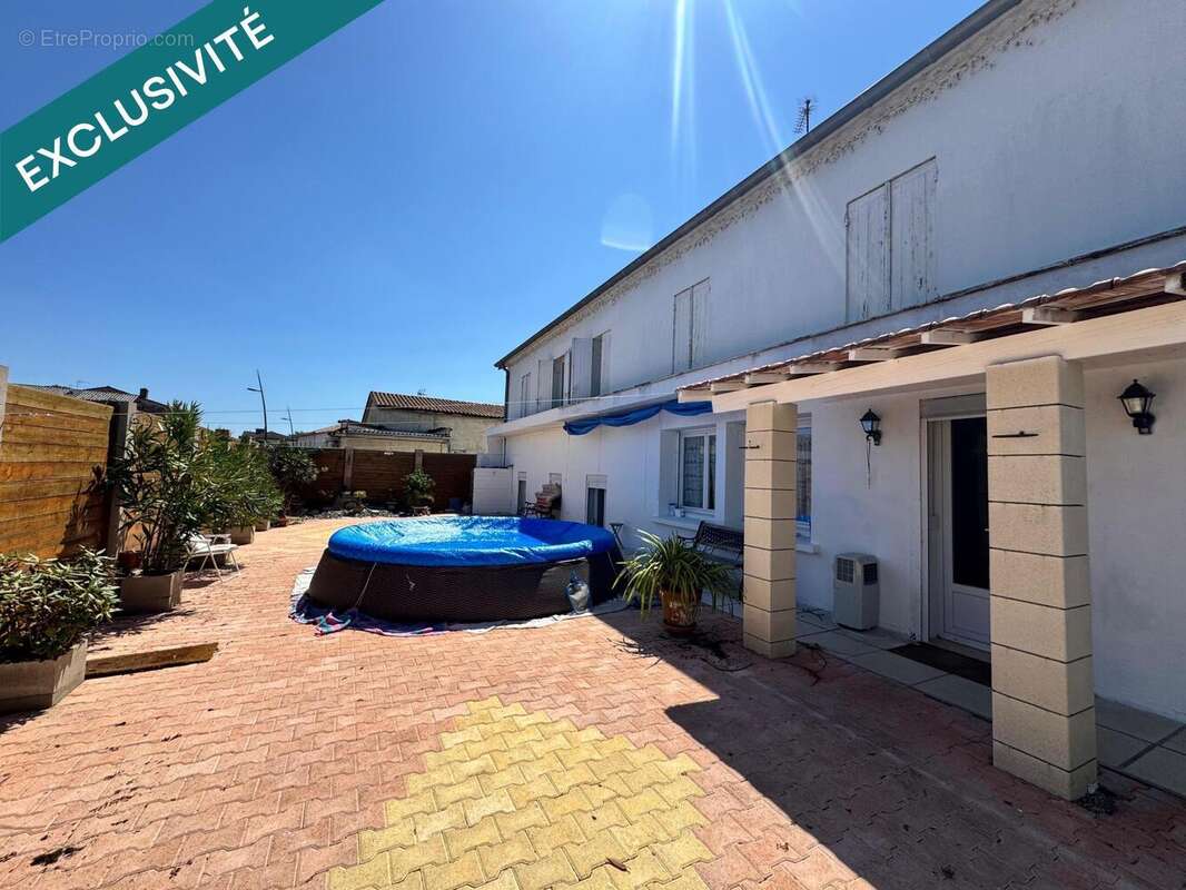Maison 400 m² à Fauguerolles  - photo 2