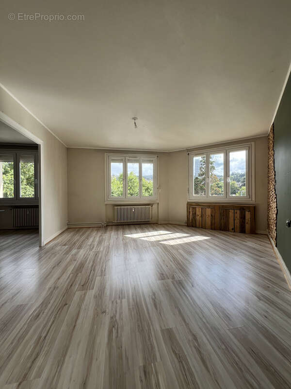 Appartement à FIRMINY