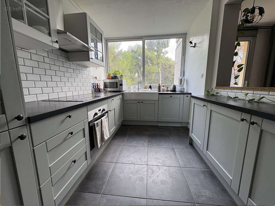 Appartement à MARSEILLE-8E