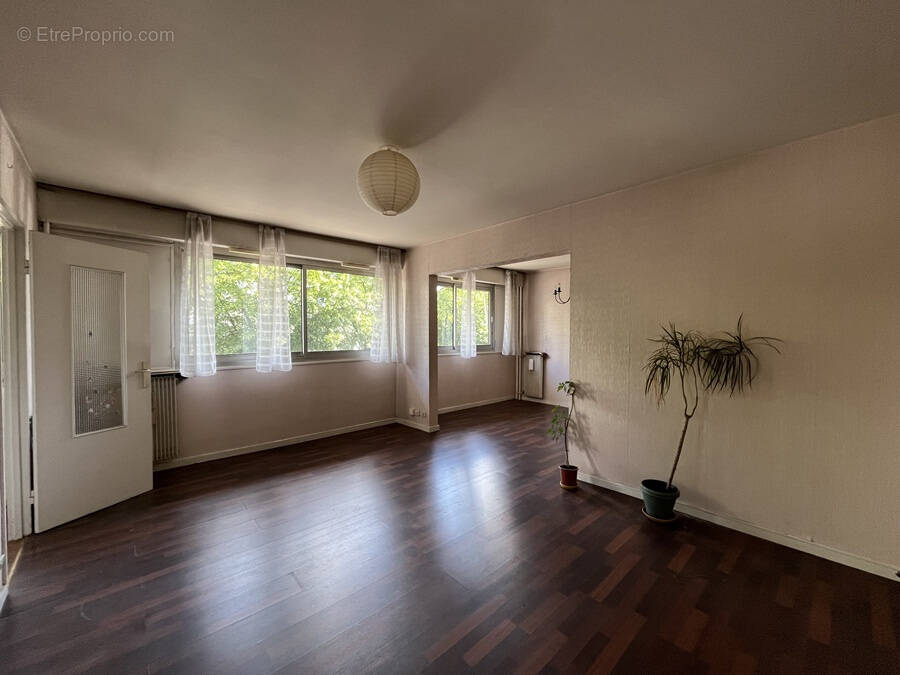 Commerce à CLERMONT-FERRAND