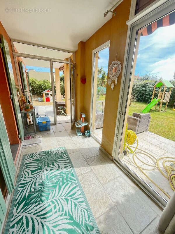Appartement à VILLENEUVE-LOUBET