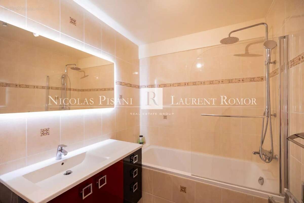 Appartement à VILLEFRANCHE-SUR-MER