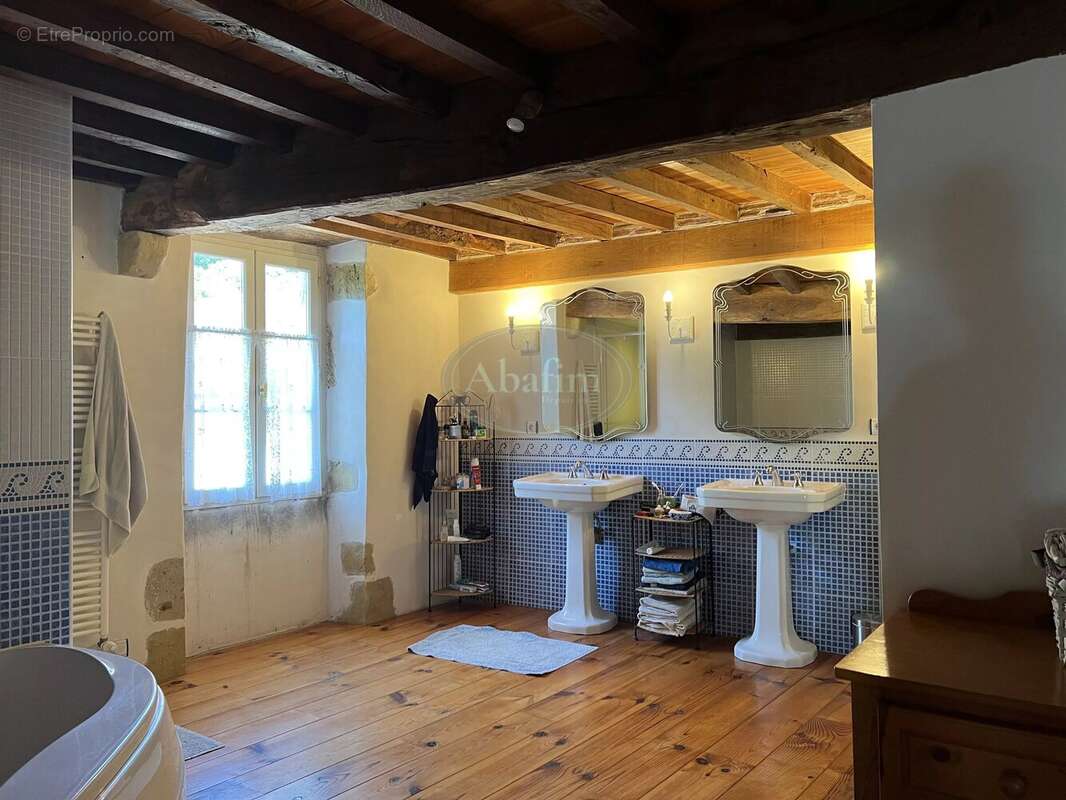 Maison à AIRE-SUR-L'ADOUR