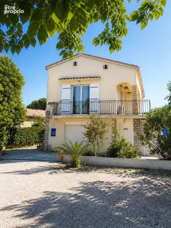 Maison à VELAUX