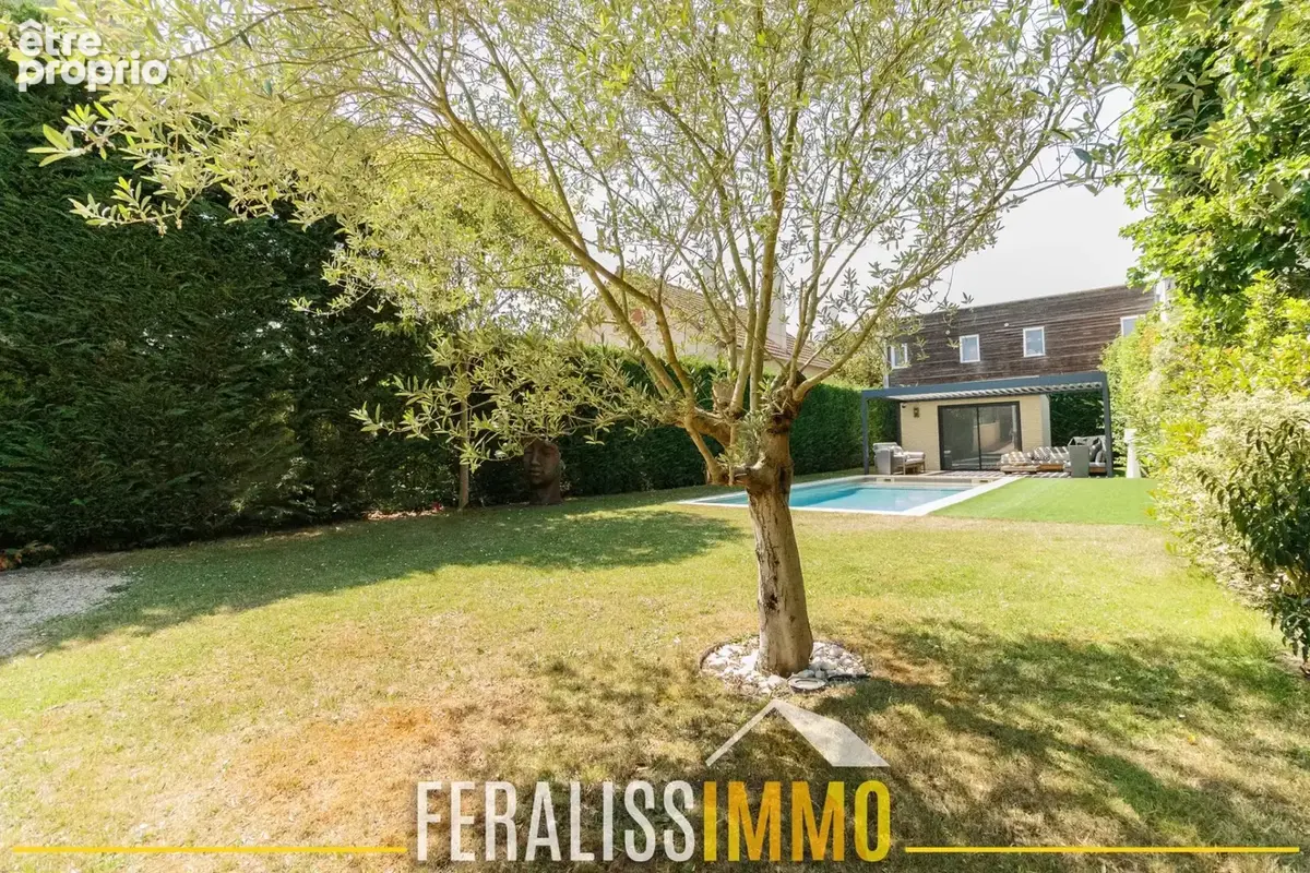 Elégante maison familiale 4 chambres avec piscine et suite p - photo 19