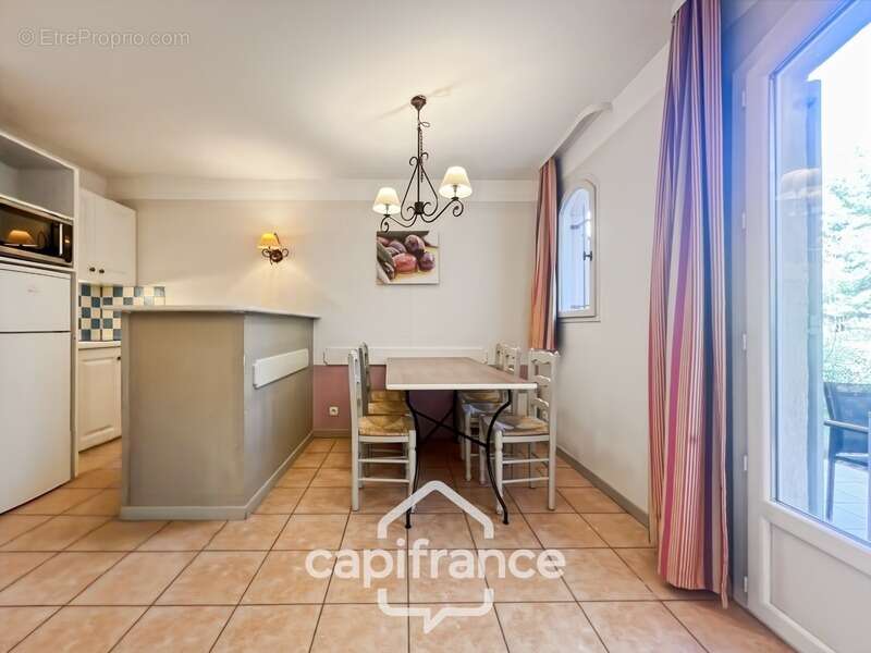 Maison à MALLEMORT
