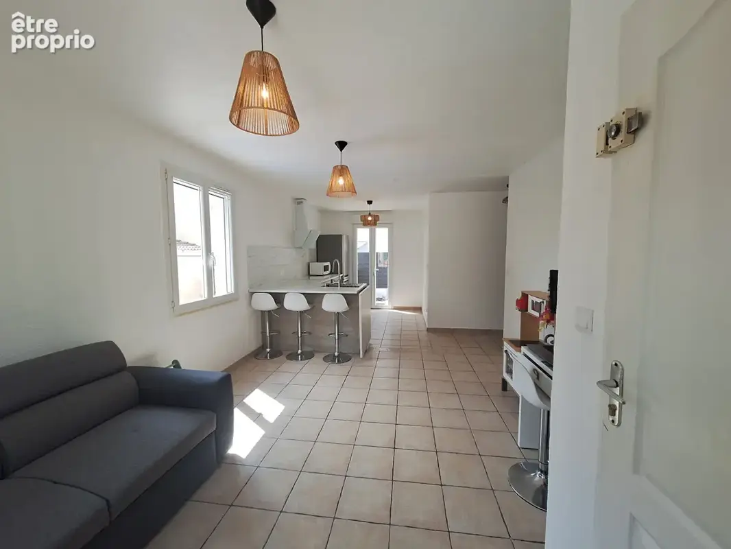 HYERES EST - Maison - 99m² - Garage - photo 8