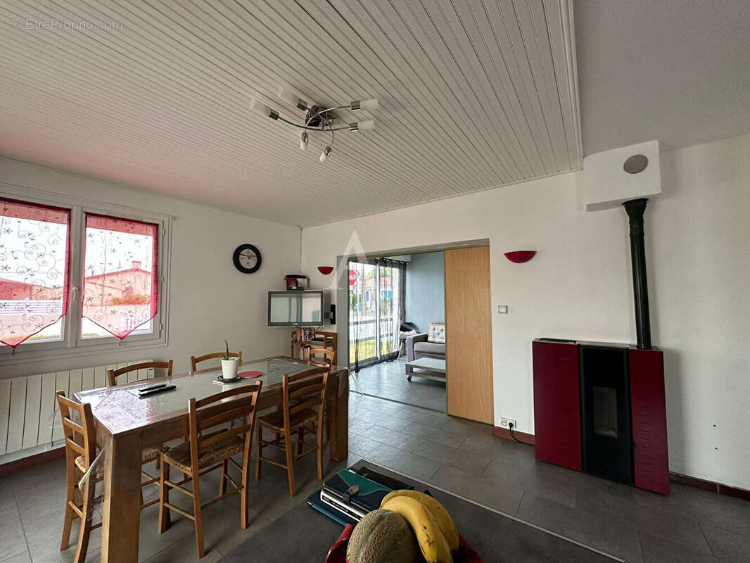 Maison à SAINT-HILAIRE-DE-RIEZ