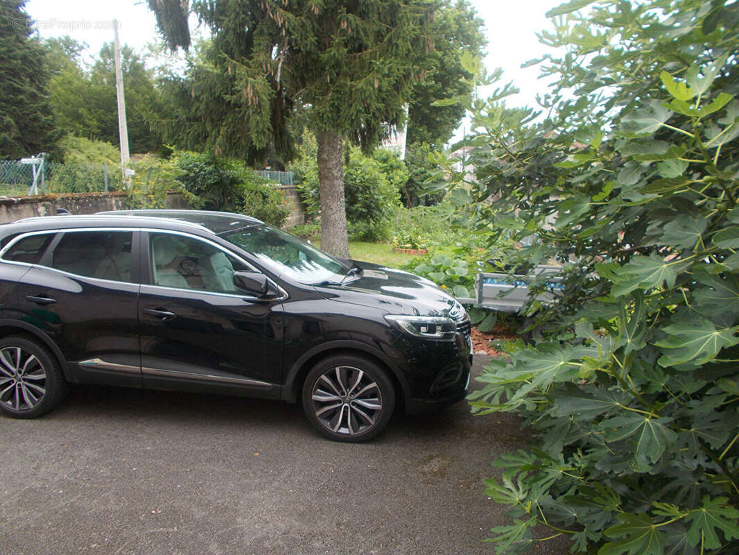 Maison à LE CREUSOT