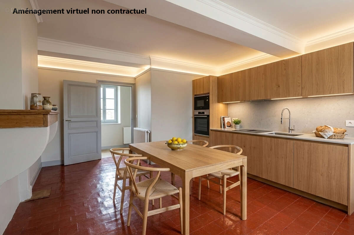 OINGT Maison en pierres de 166 m² + jardin attenant et vue - photo 3