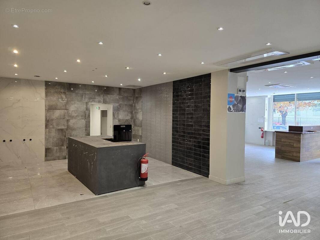 Photo 1 - Commerce à CHAMPIGNY-SUR-MARNE