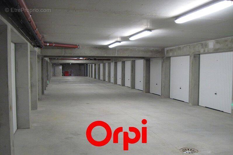 Parking à LYON-3E
