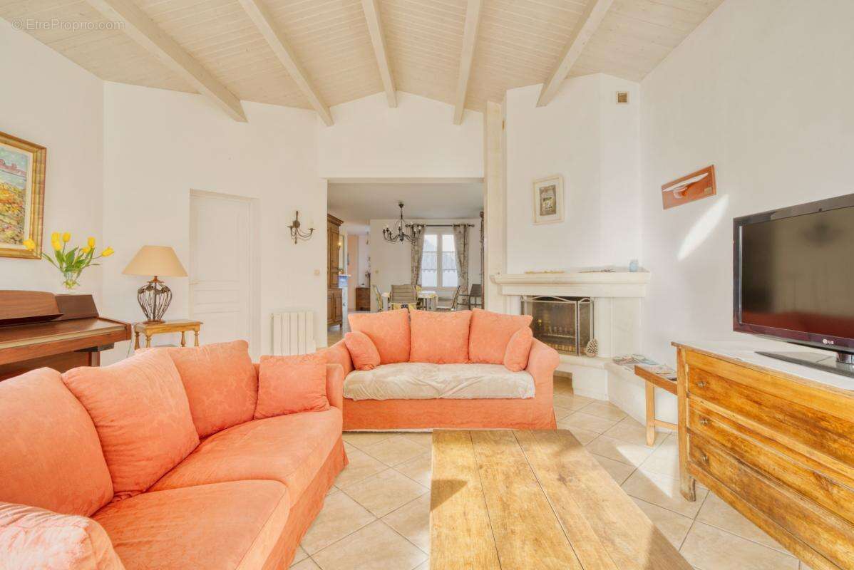 Maison à LA FLOTTE