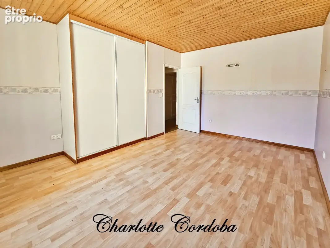 FEUGAROLLES — 156 m², 3 chambres, un bureau et plus de 70 m² pour vivre et recevoir - photo 17
