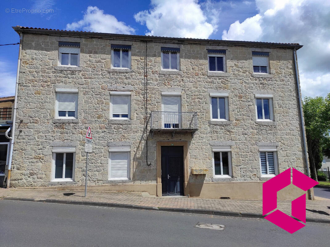 Appartement à RETOURNAC