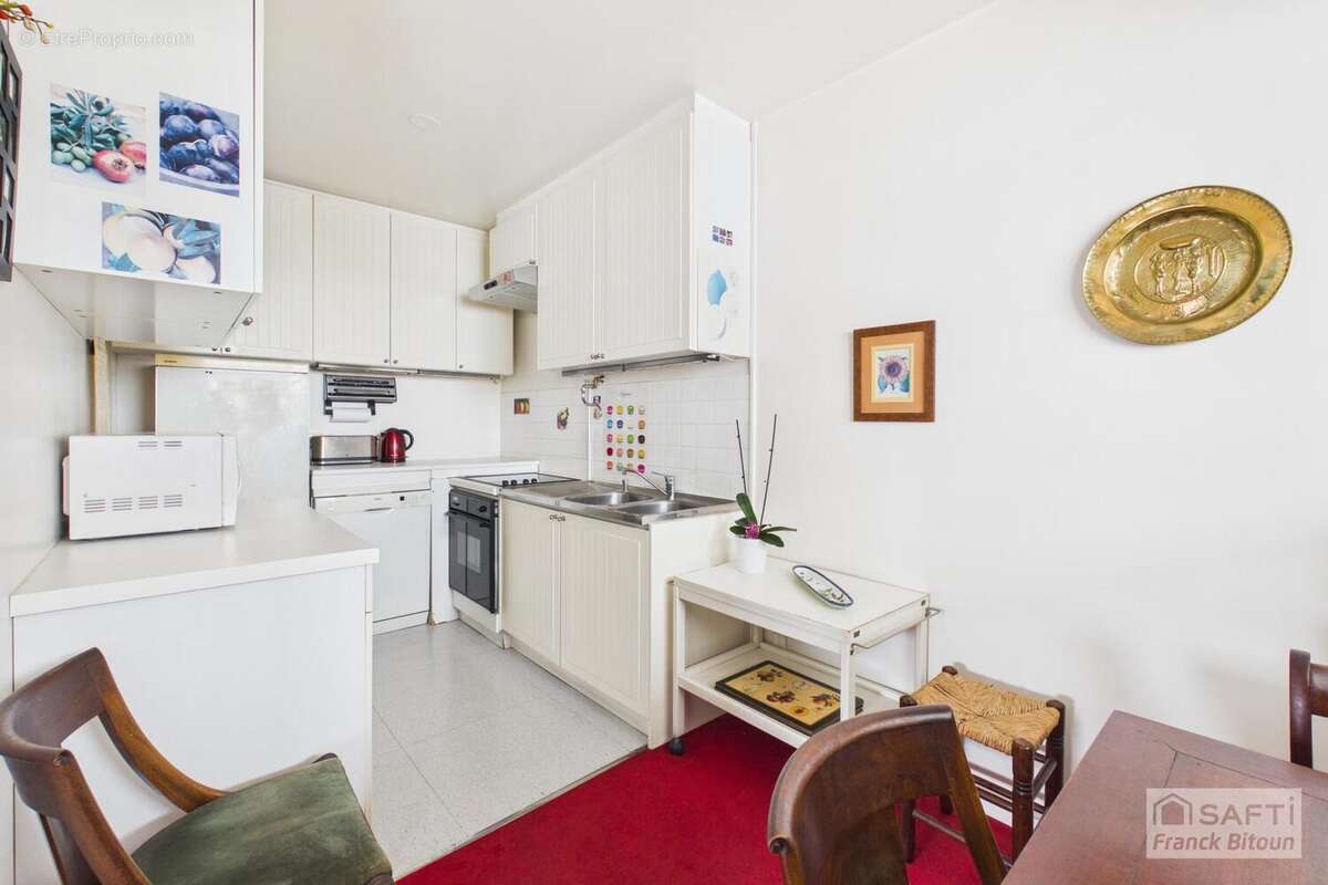 Photo 7 - Appartement à LEVALLOIS-PERRET