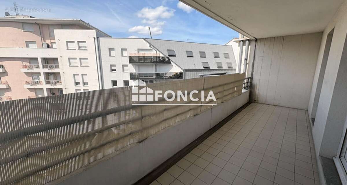 Annemasse – Appartement T4 de 83 m² avec grand balcon, garage et exposition plein sud - photo 3