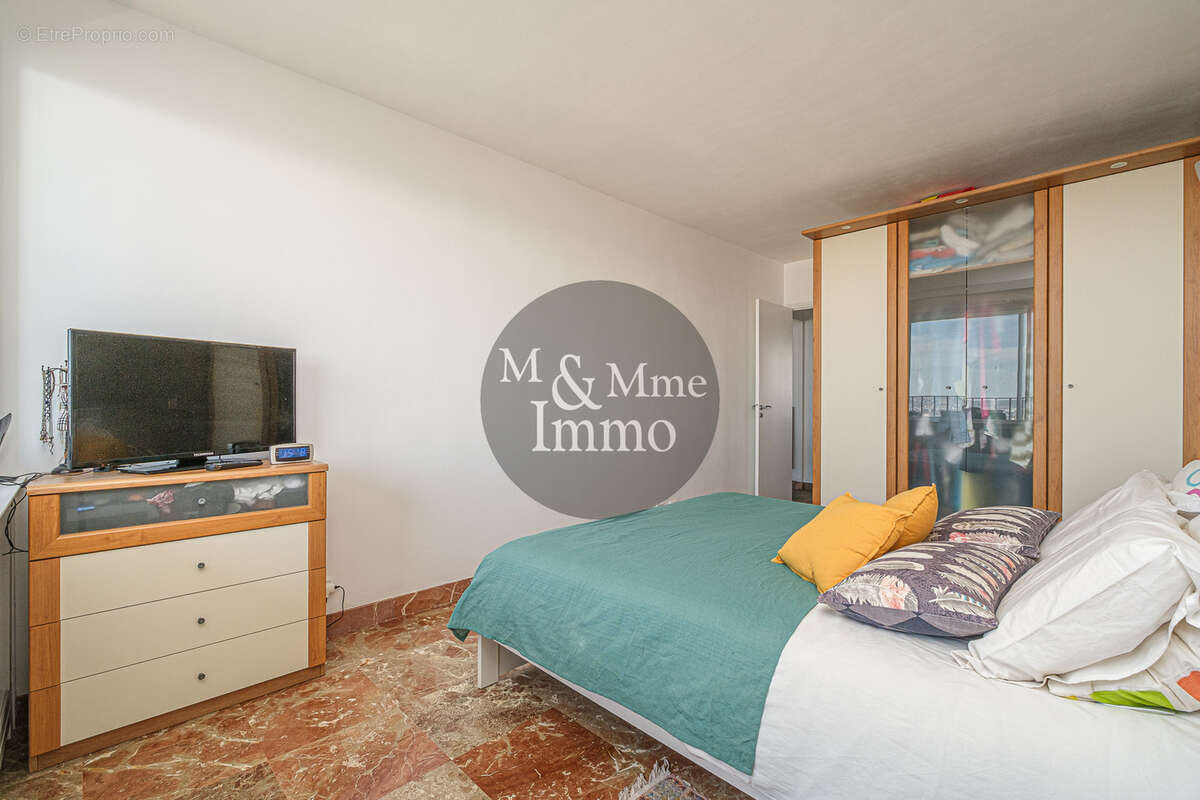 Appartement à MARSEILLE-9E