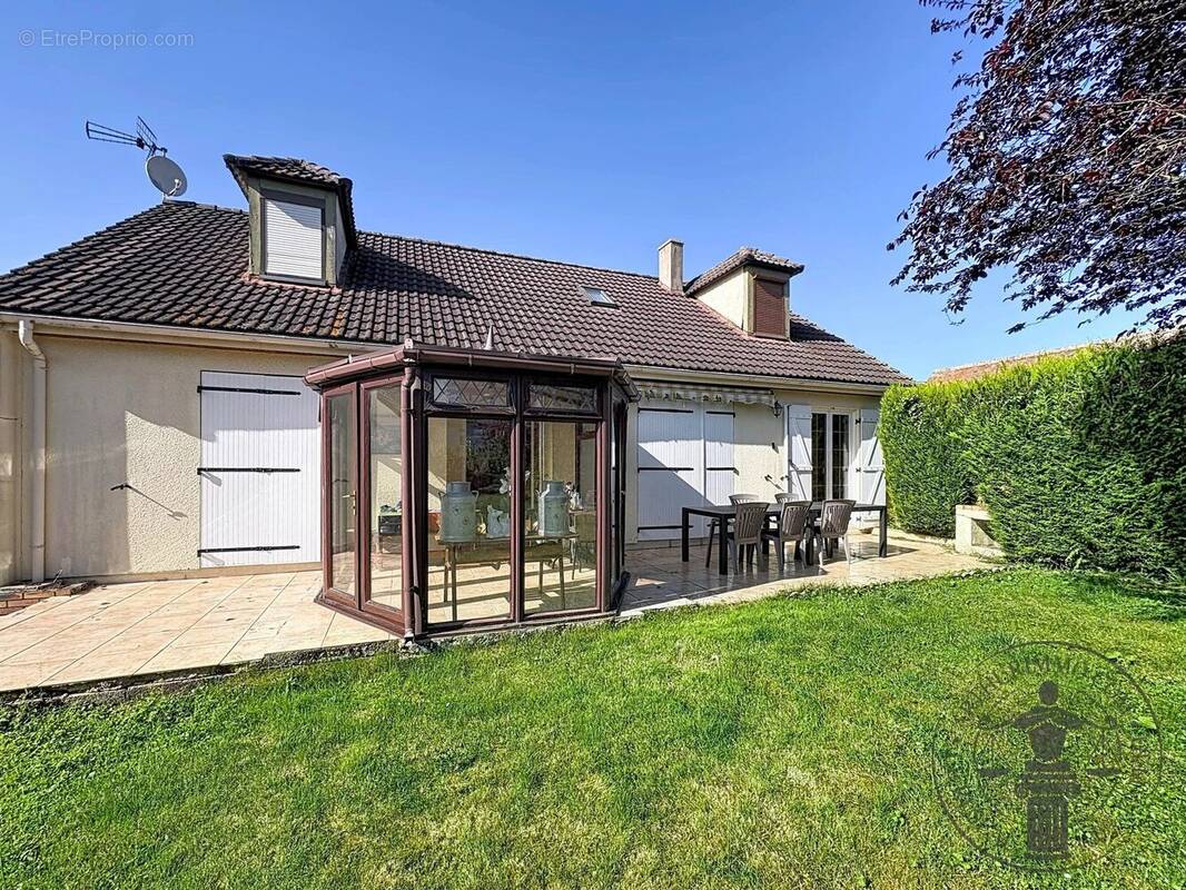 Maison à ORLU