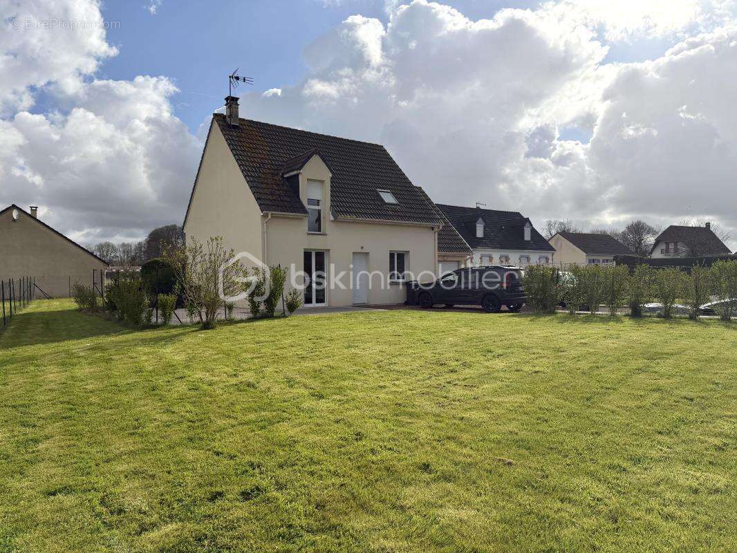 Maison à SAINT-NICOLAS-D'ALIERMONT