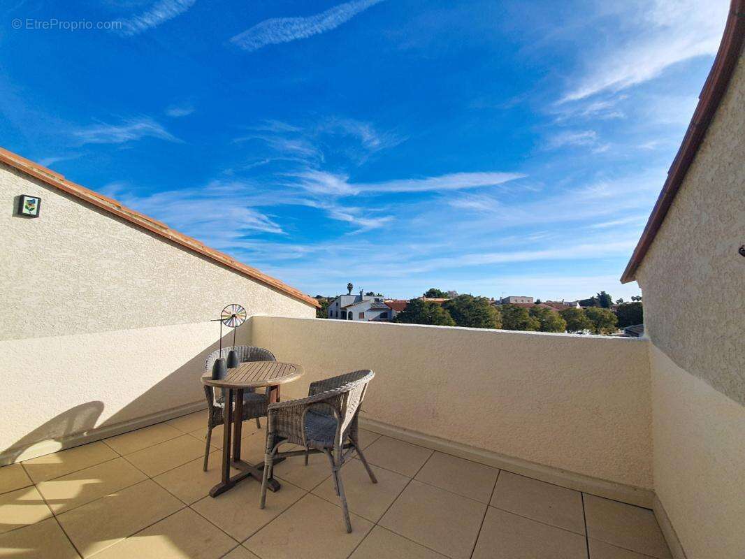 Appartement à SAINT-LAURENT-DE-LA-SALANQUE