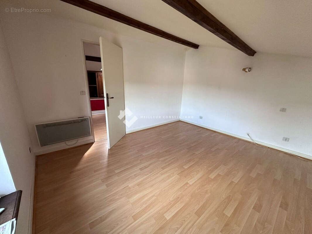 Maison 120 m² à Thiers  - photo 9