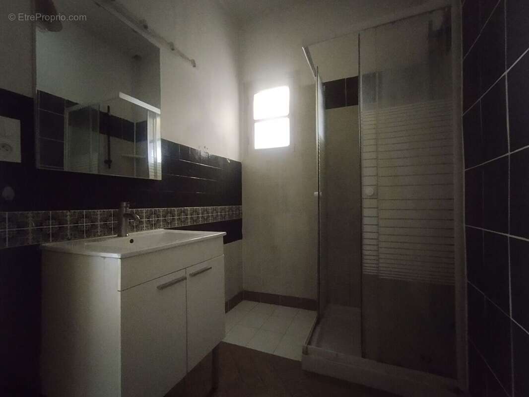 Maison à MARCILLY-SUR-VIENNE