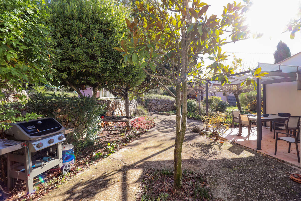 Maison à DRAGUIGNAN