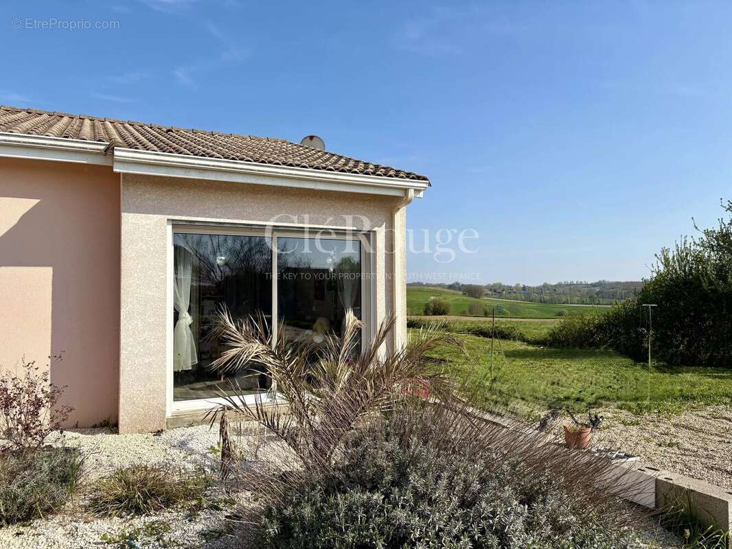 Maison à MIRAMONT-DE-GUYENNE