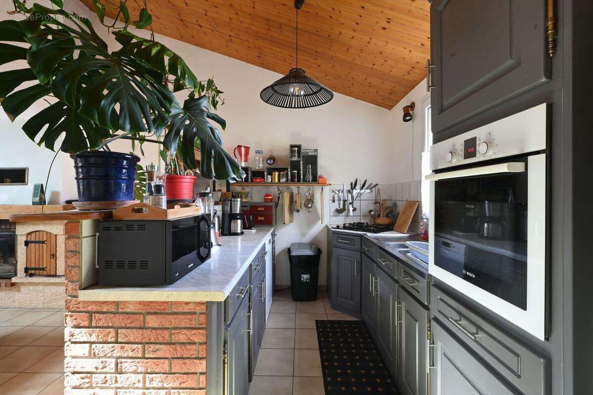 Maison à SAINT-CLEMENT-DES-BALEINES