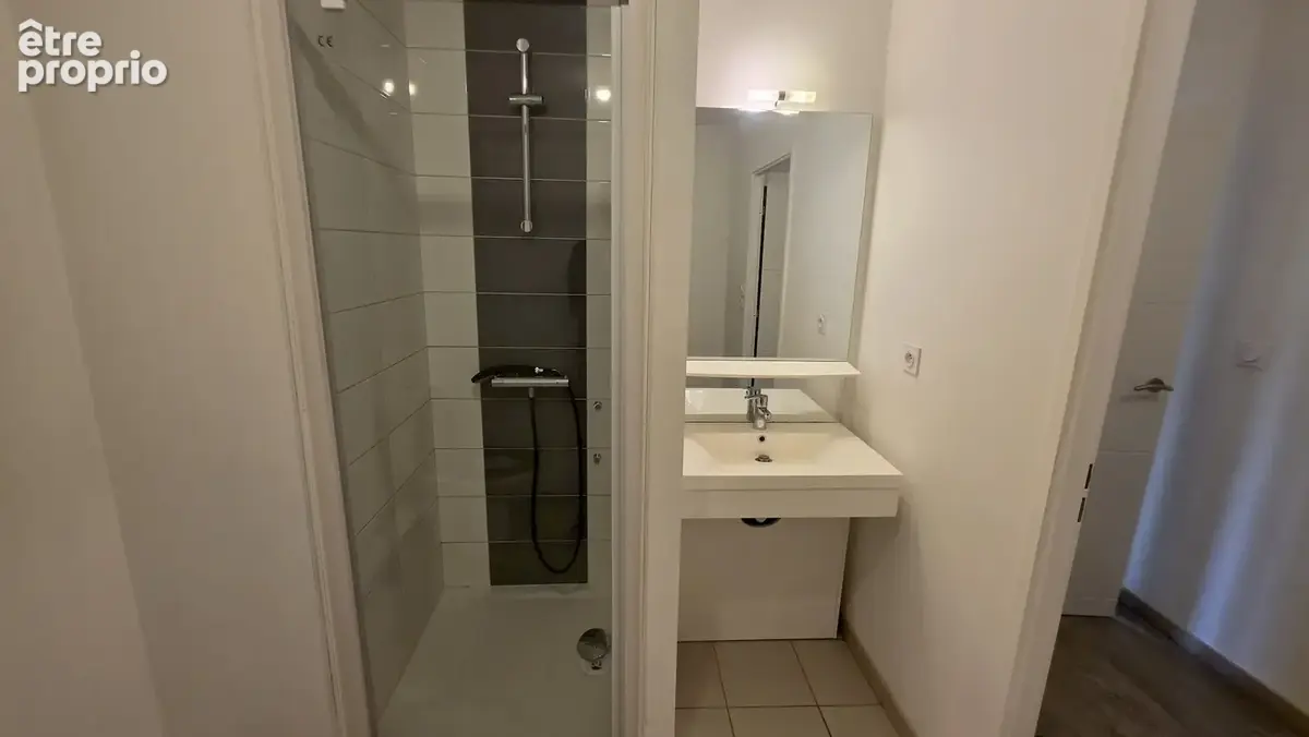 Appartement a vendre t2 carquefou à proximité des commerces ! - photo 5