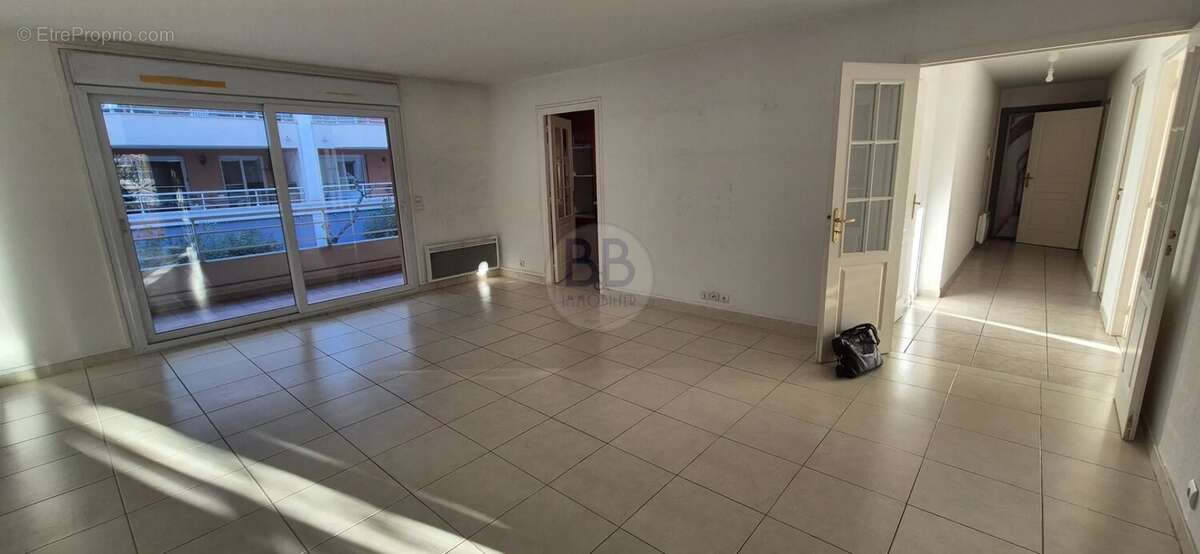 Appartement à SAINT-RAPHAEL