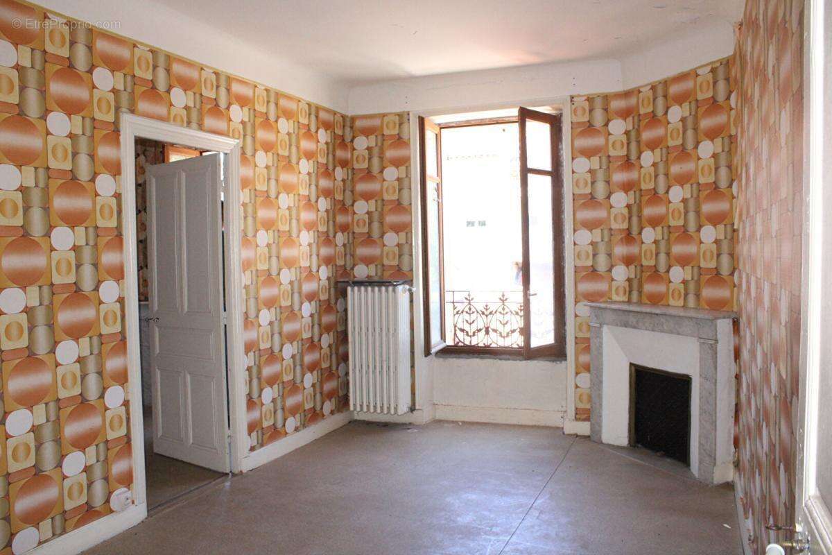 Ensemble immobilier avec plus de 830 m² exploitables. Fort potentiel de rentabilité - photo 7