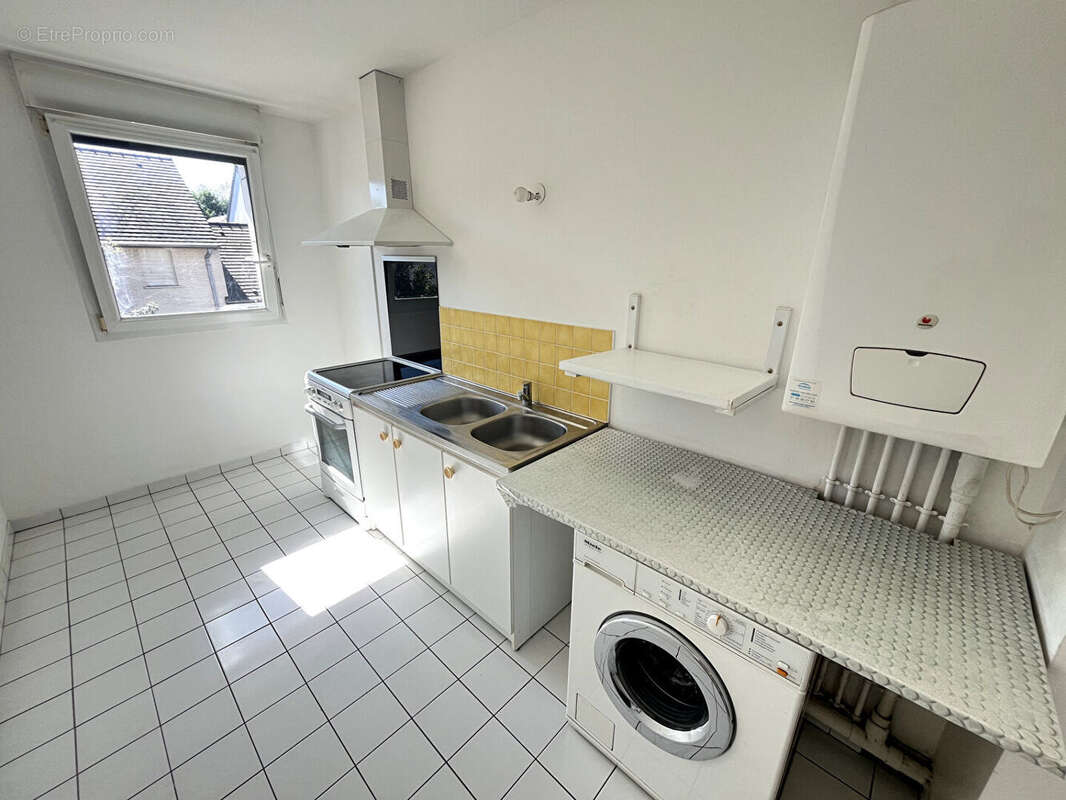 Appartement à MONTIGNY-LE-BRETONNEUX