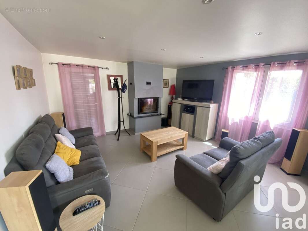 Photo 2 - Maison à LARCHANT