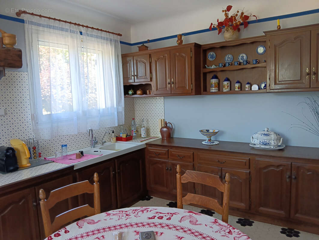 Maison sur sous sol de 99.6 m2 avec annexes - photo 12