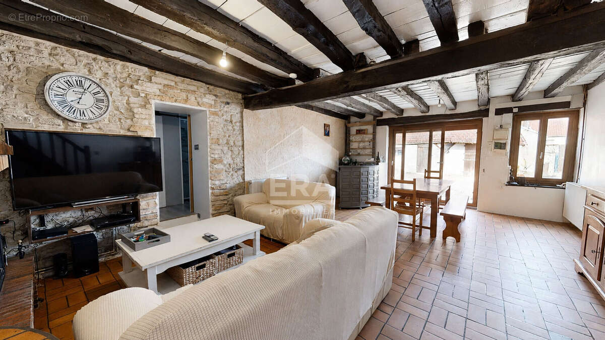 Maison 175m² à chaumoux-marcilly - photo 3