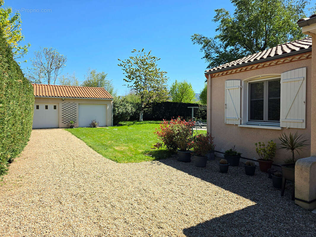 Maison à PONT-DE-LARN