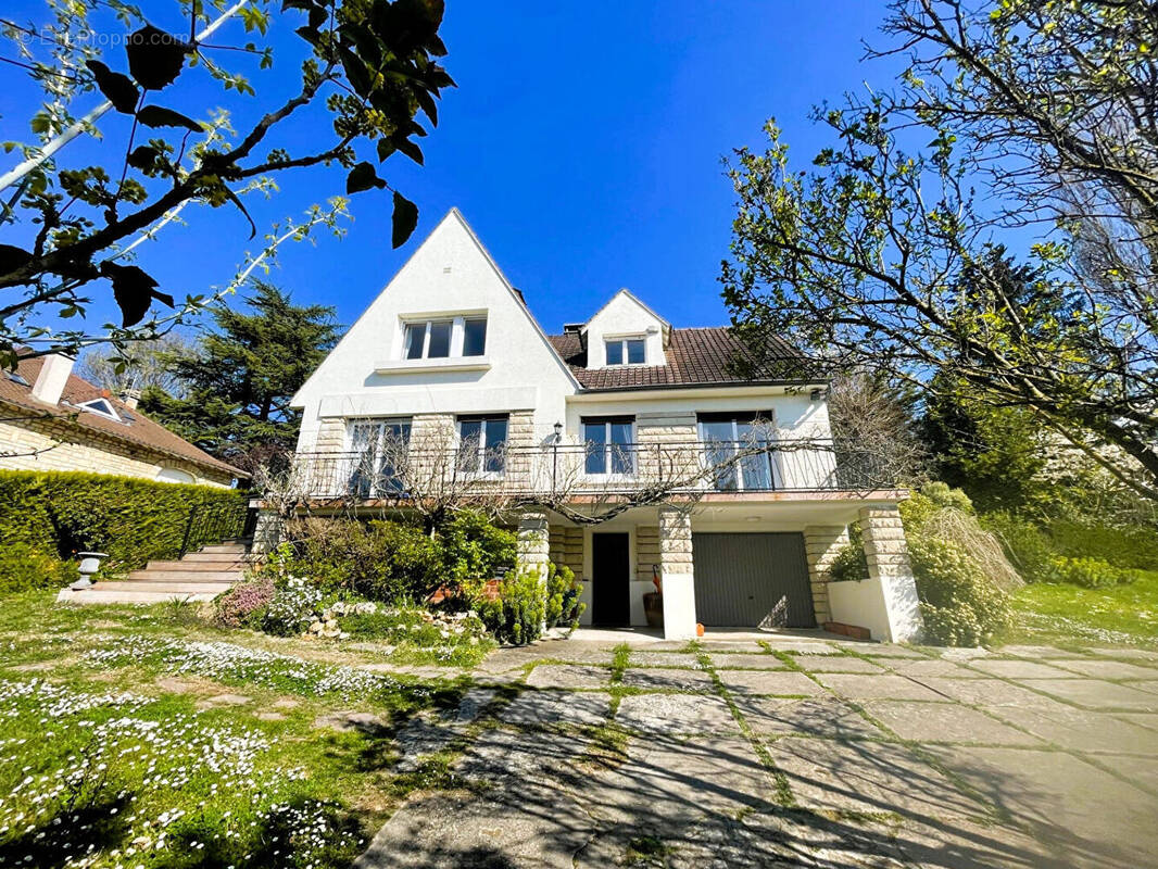 Maison à SAINT-LEU-LA-FORET