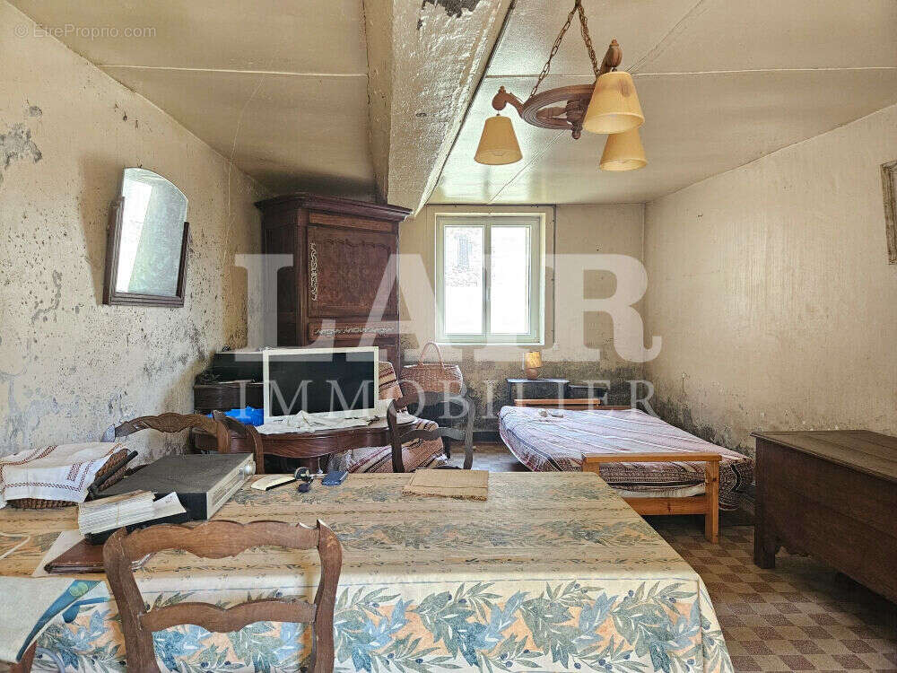 Maison à SAINT-LEONARD-DES-BOIS