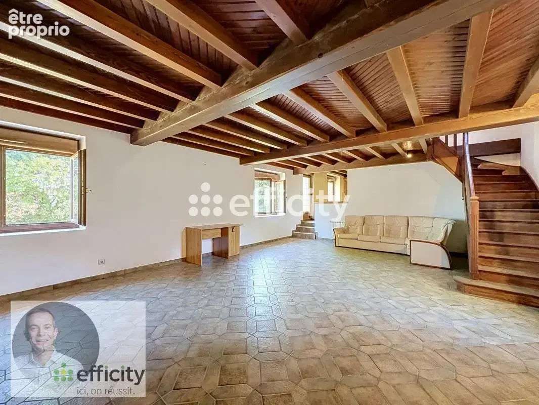 Maison 5 pièces 155 m² à vendre à Brugheas (03700) - photo 5